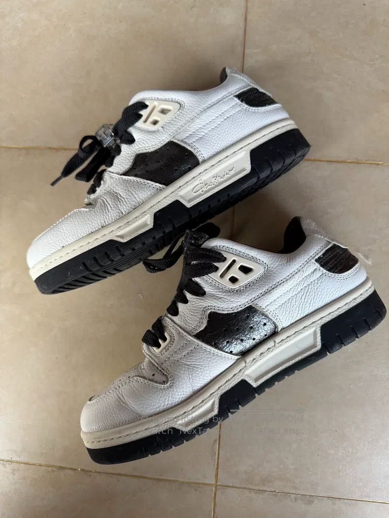 Acne Studios Acne Studios Black & White Panda Colorway Sneakers Size US 5.5 / IT 35.5 - 5 Thumbnail