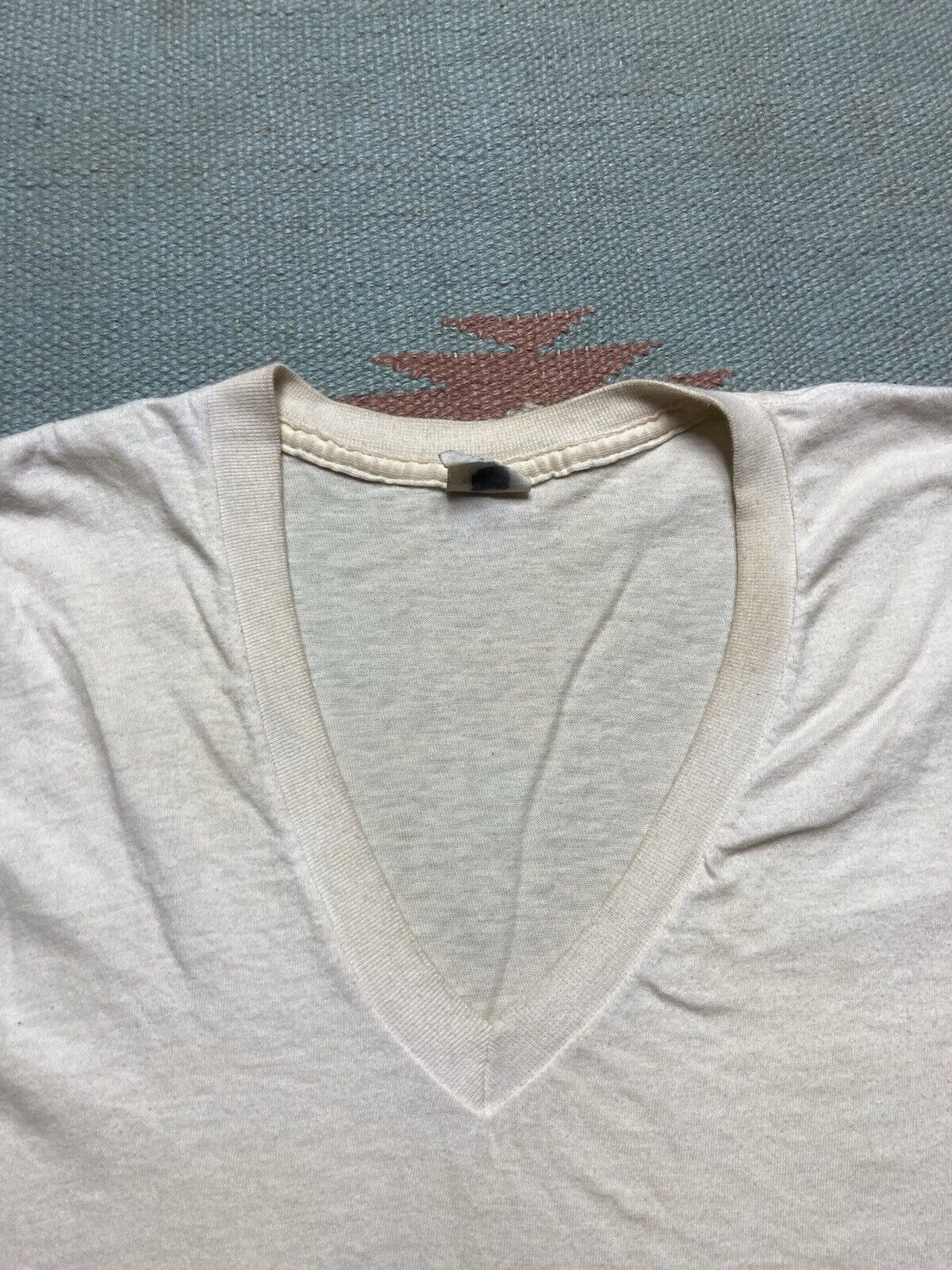 Vintage VTG 70s blank white t shirt v neck cotton thin grunge soft M Size US M / EU 48-50 / 2 - 9 Thumbnail