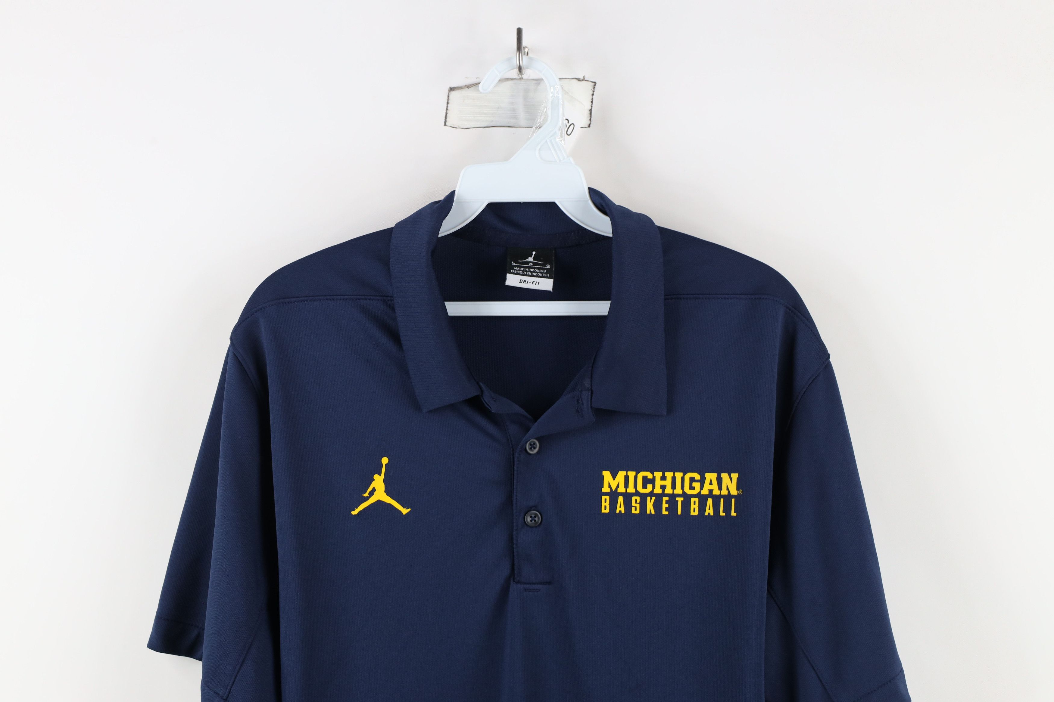 Nike × Vintage Nike Air Jordan University of Michigan Basketball Polo Size US L / EU 52-54 / 3 - 2 Thumbnail
