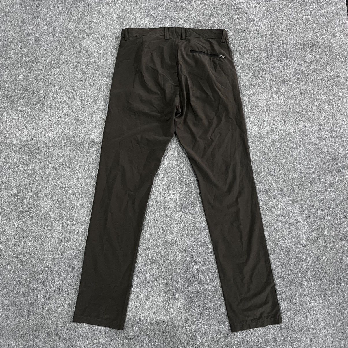 Prada Prada Nylon pants. Size US 34 / EU 50 - 6 Thumbnail