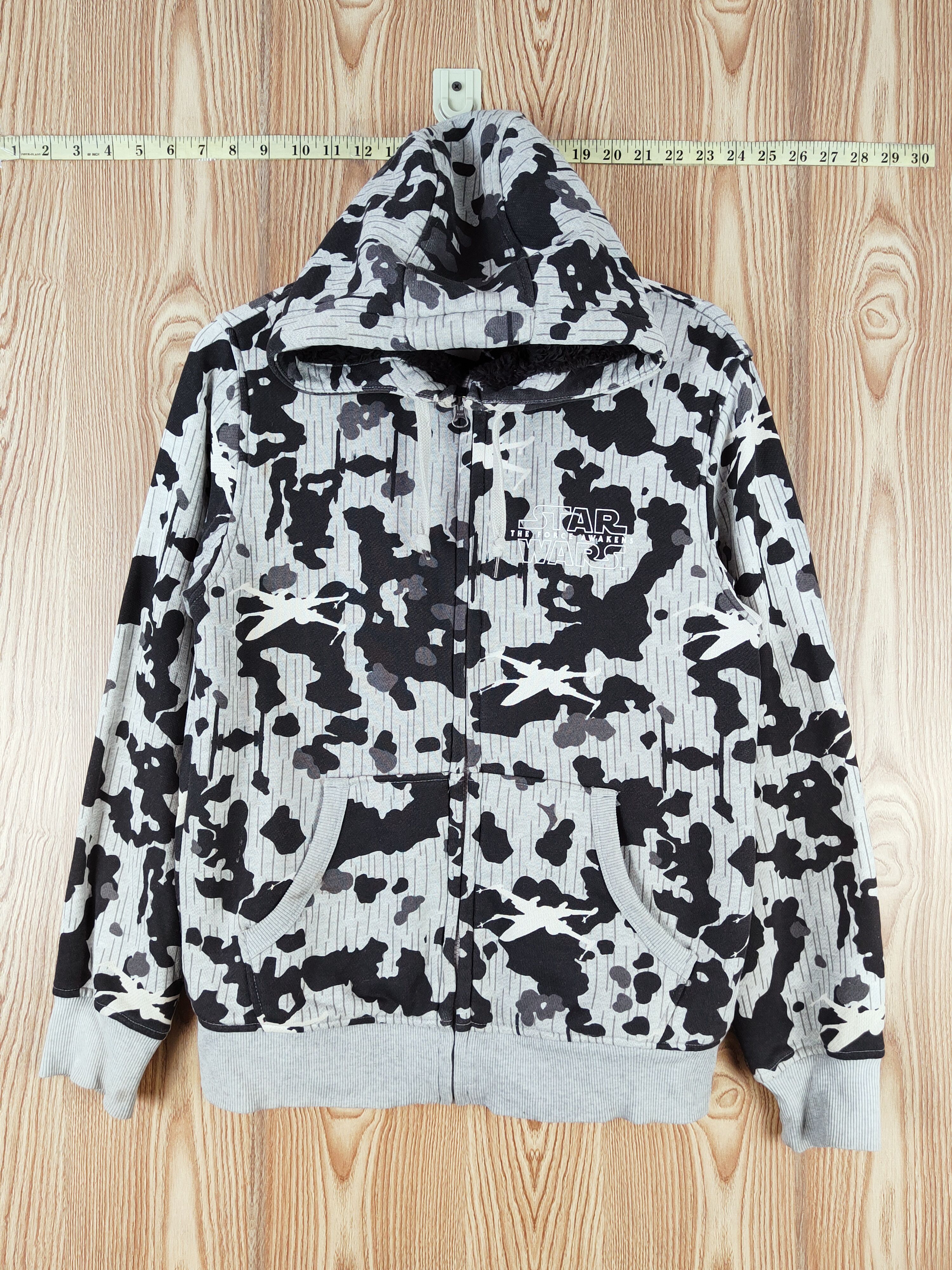 Star Wars Uniqlo-Star Wars fleece camo Hoodie Sweaters #W574 Size US M / EU 48-50 / 2 - 1 Thumbnail