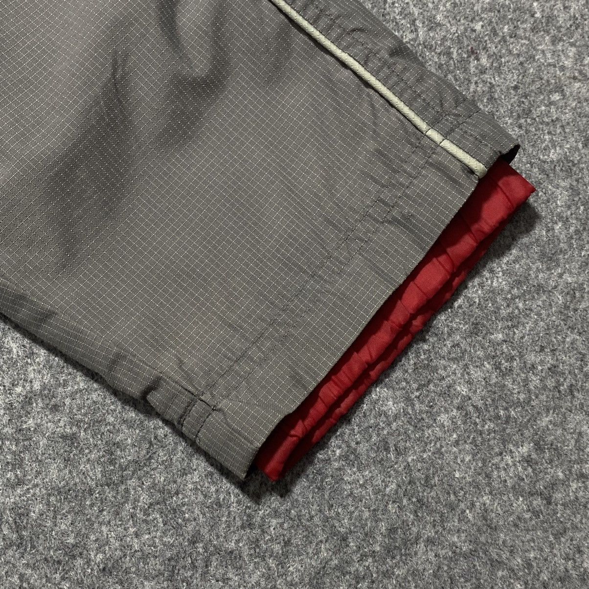 Nike Rare Nike Asymmetrical Hex Zip Jacket Y2K Ninja Pocket Neck Size US L / EU 52-54 / 3 - 10 Thumbnail