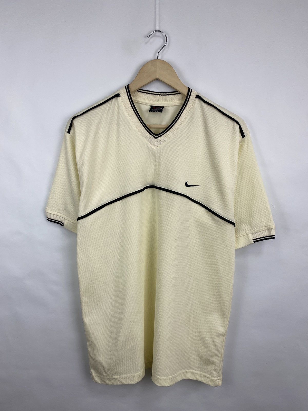 Nike 🇺🇸 Vintage 90s Nike T-Shirt Rare Retro Hype Y2K Size US L / EU 52-54 / 3 - 3 Thumbnail