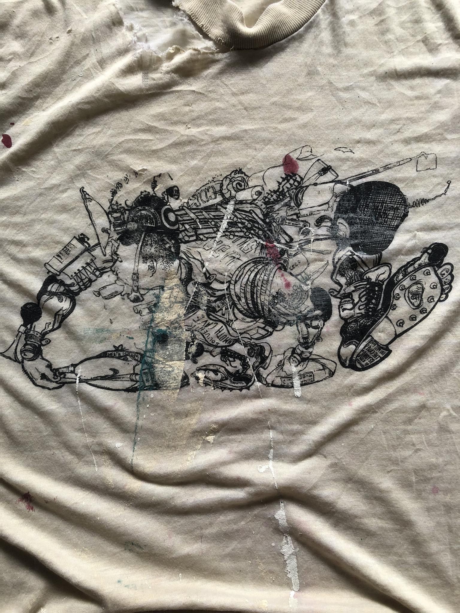 Vintage Vintage Cyberpunk Art Thrashed Shirt Size US XS / EU 42 / 0 - 11 Thumbnail