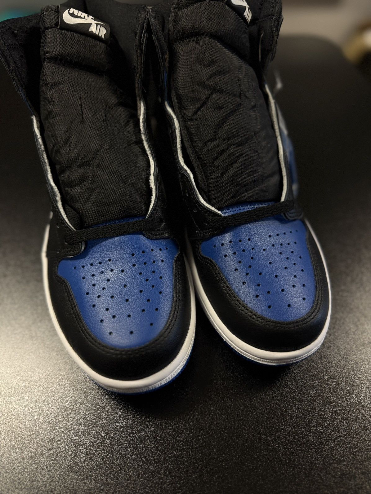 Jordan Brand × Nike Jordan 1 Hyper Royal Blue Size 10.5 (NEW) (555088-041) Size US 10.5 / EU 43-44 - 4 Thumbnail