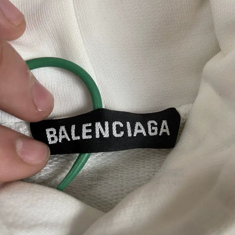 Balenciaga Balenciaga White Wave Coke Logo Sweatshirt Size US M / EU 48-50 / 2 - 7 Thumbnail