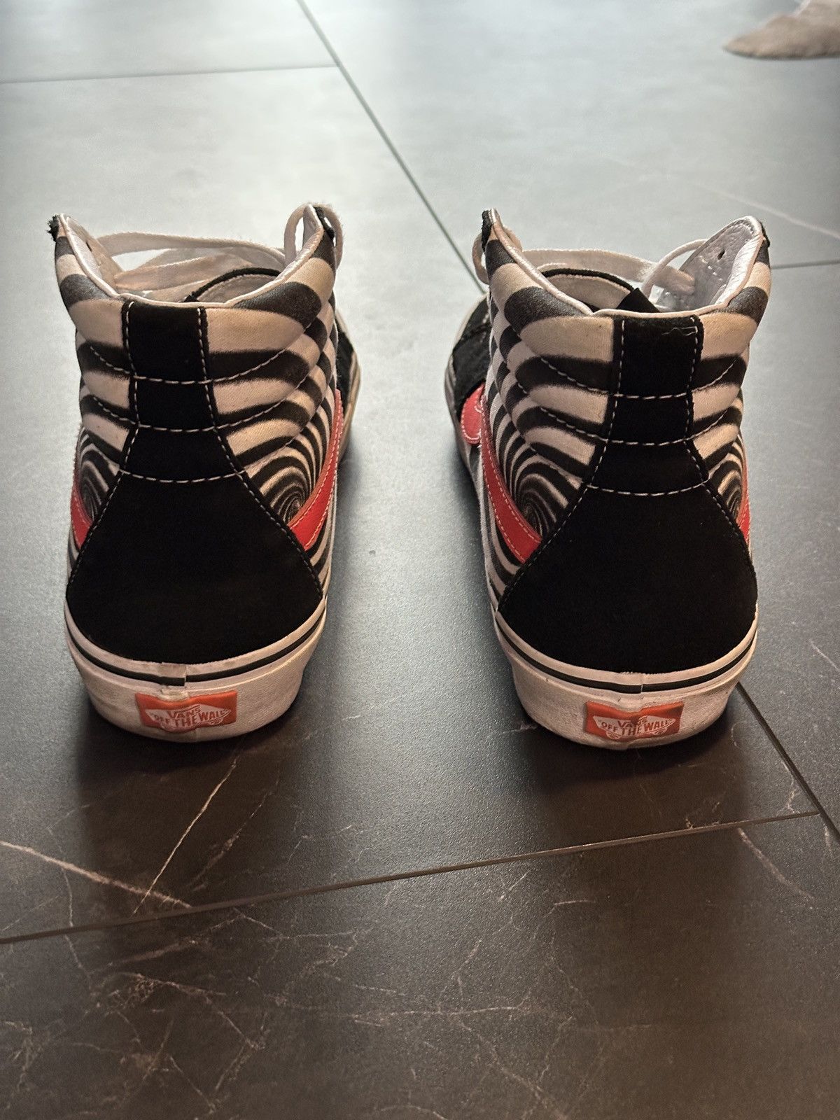 Vans Vans Sk8-Hi Zebra Stripe Black White Men’s 10.5 Size US 10.5 / EU 43-44 - 3 Thumbnail