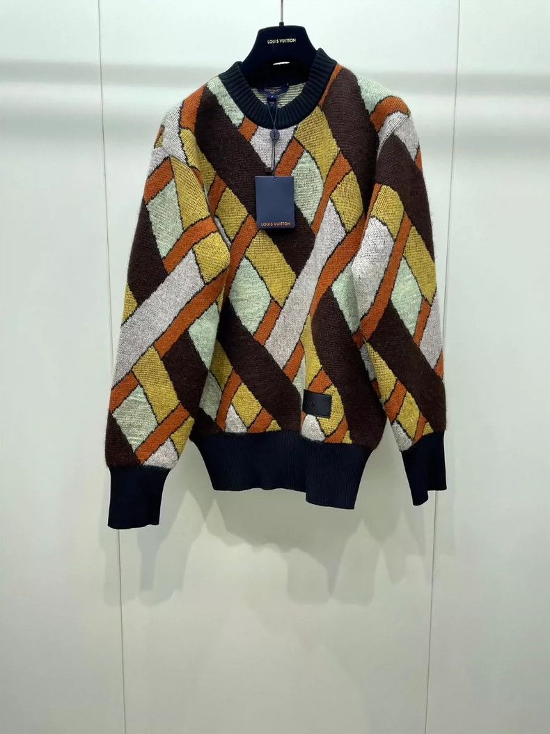 Louis Vuitton LOUIS VUITTON 22 New Pullover sweater 2504-Nextarrow Size US M / EU 48-50 / 2 - 1 Thumbnail