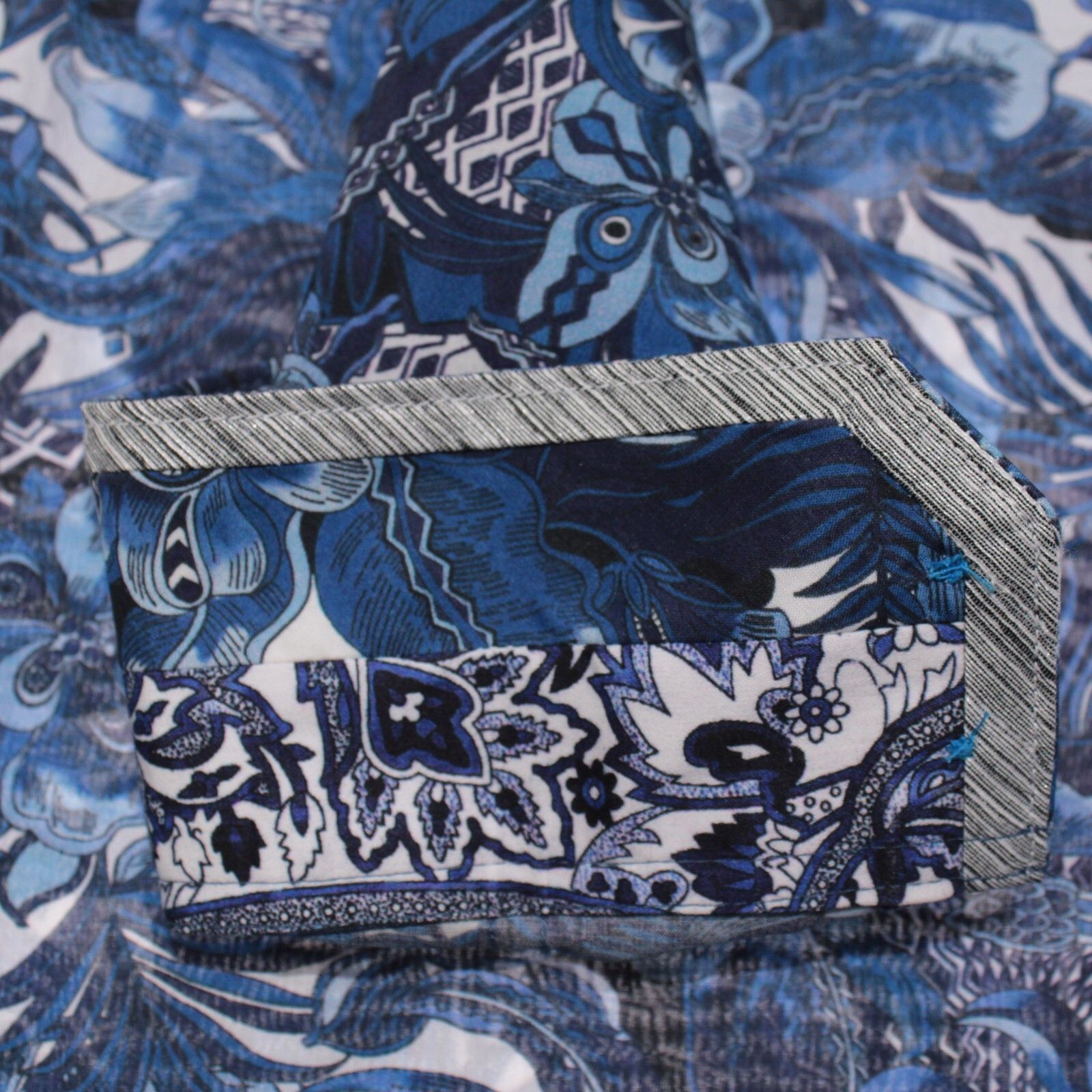Robert Graham Robert Graham New with tags Shirt Size M US In Blue Size US M / EU 48-50 / 2 - 6 Thumbnail