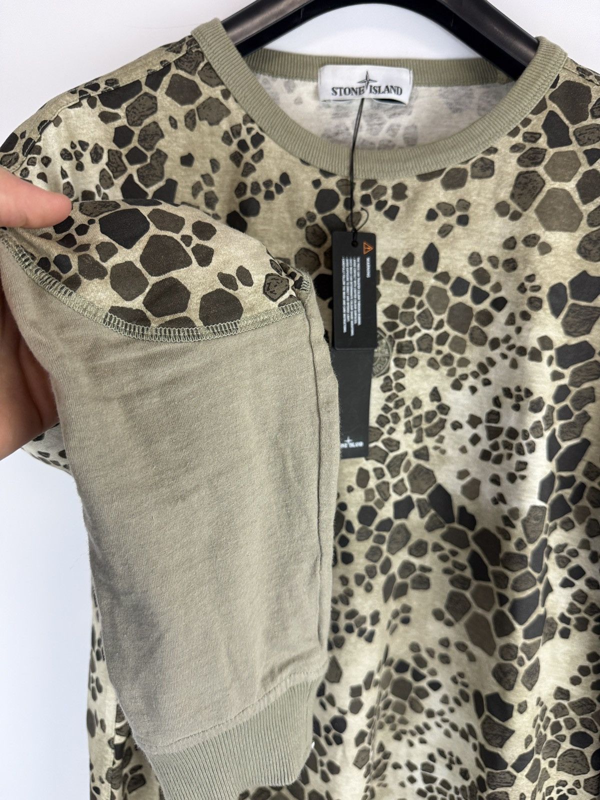 Stone Island Stone Island Alligator Camo longsleeve crewneck new with tag Size US L / EU 52-54 / 3 - 5 Thumbnail