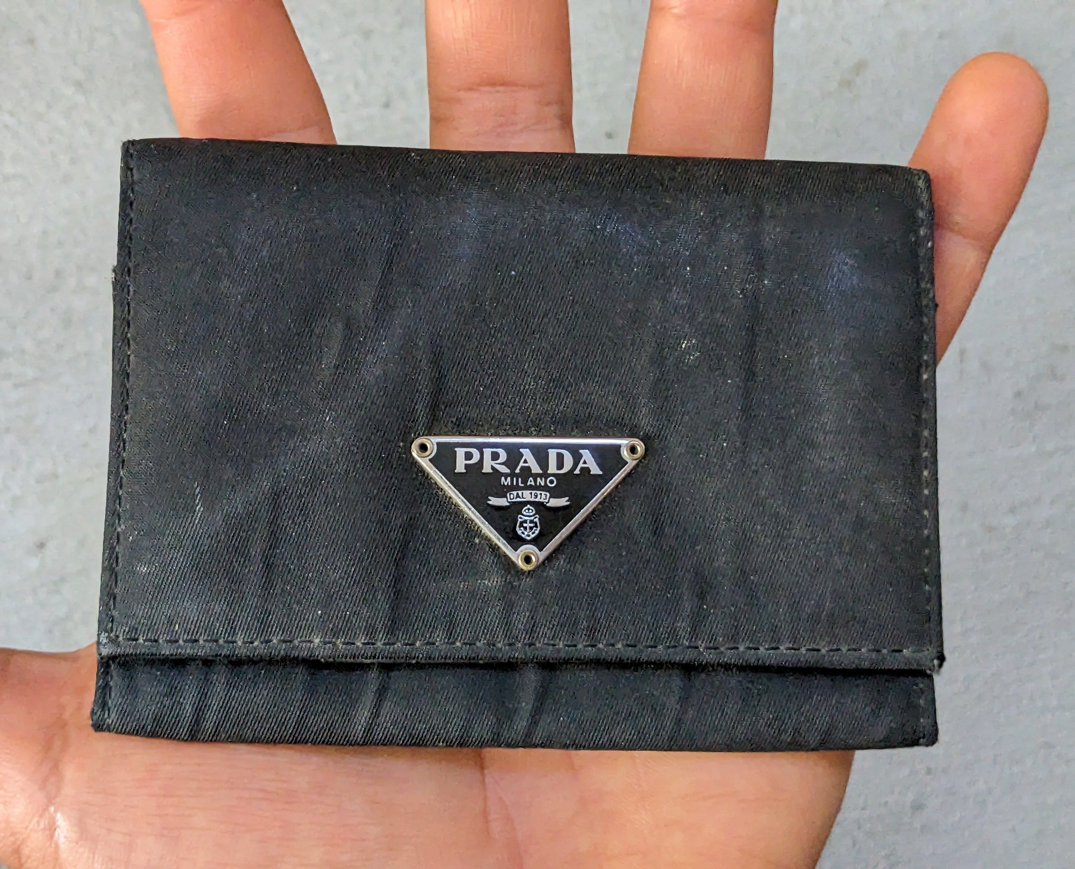 Prada Prada Wallet Black Nylon Leather Bifold Cardholder Italy Y2K Size ONE SIZE - 12 Thumbnail