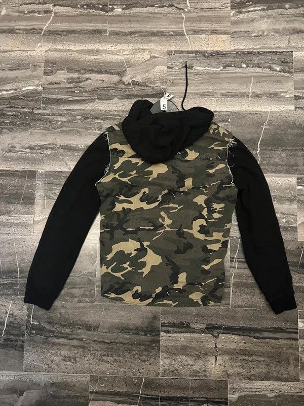 Stussy Rare Stüssy Camo Hooded Jacket Size US M / EU 48-50 / 2 - 4 Thumbnail