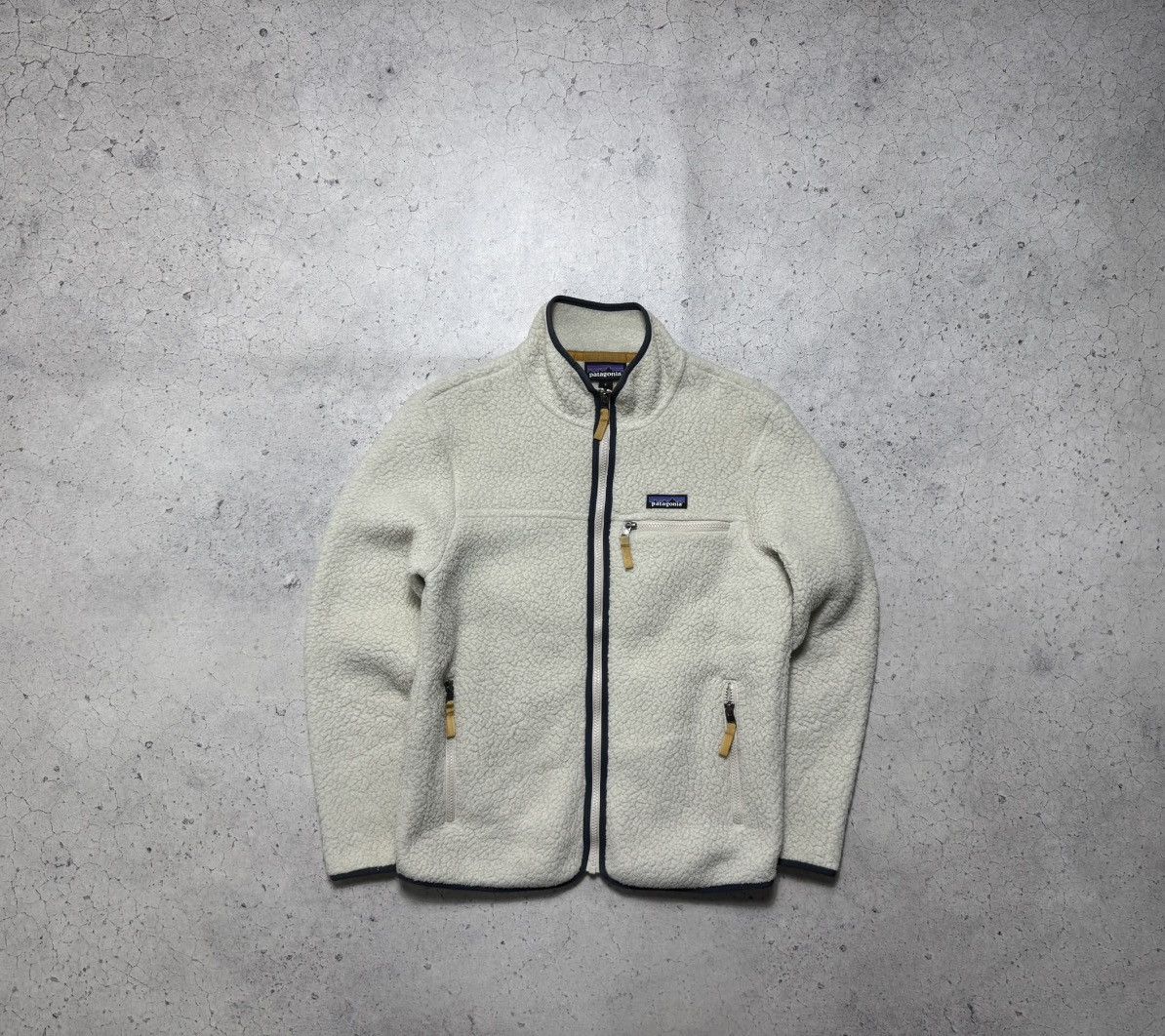 Patagonia Patagonia Full Zip Teddy Sherpa Jacket Size S Cream Size US S / EU 44-46 / 1 - 1 Thumbnail