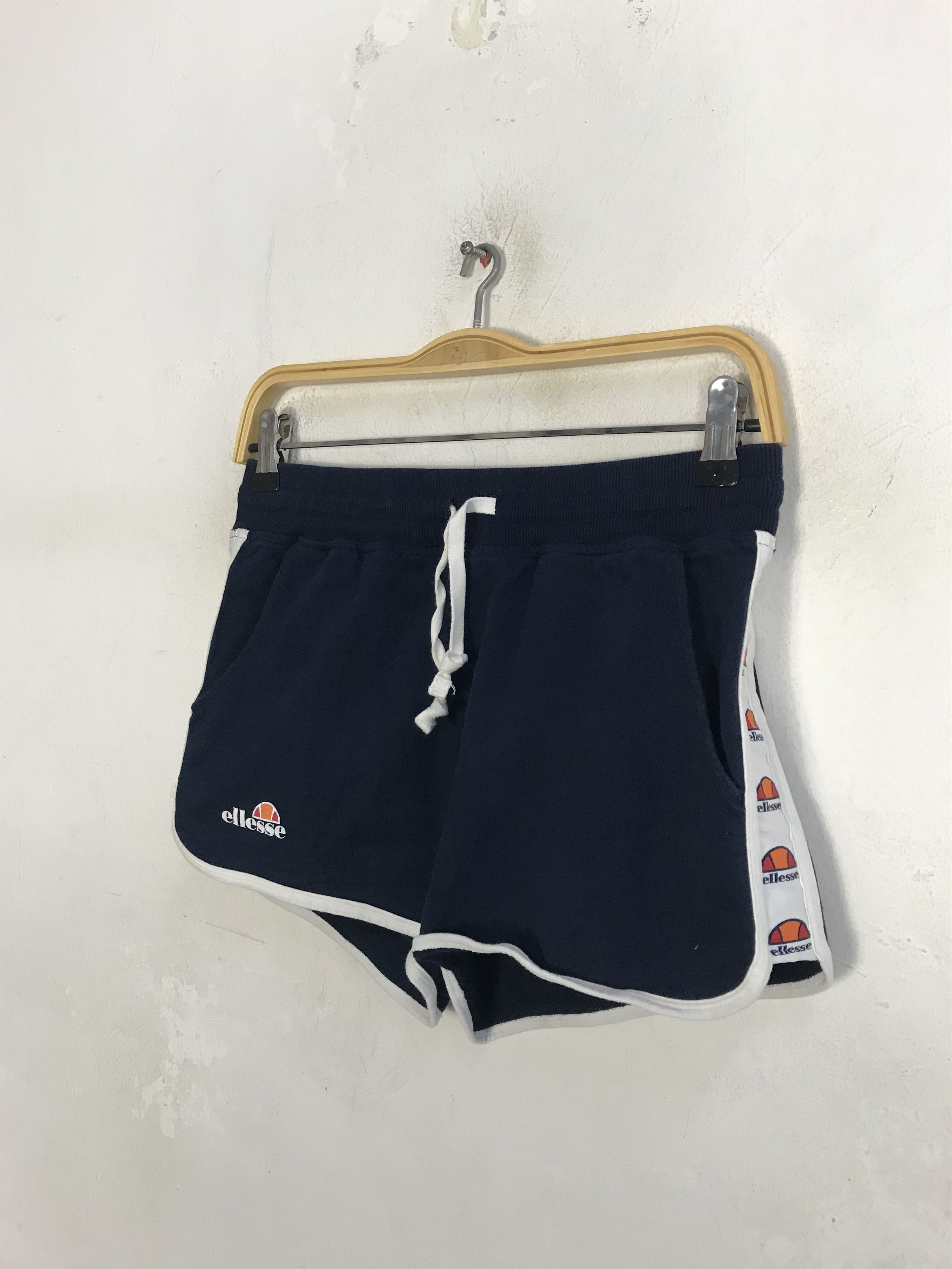 Ellesse 90s Elleesse Short Fits Size 24 25 26 Adjustable Size 25" / US 0 / IT 36 - 5 Thumbnail