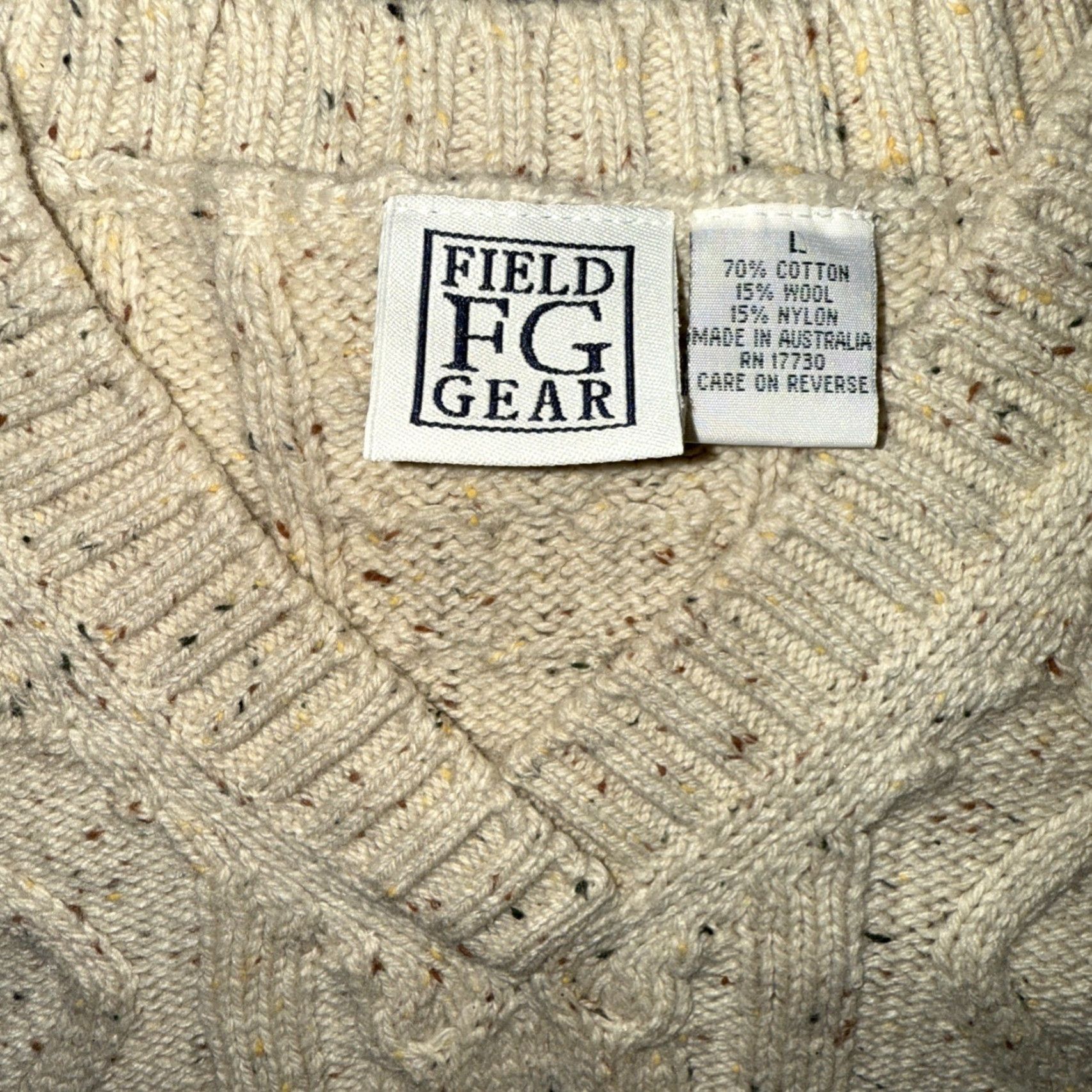 Vintage VINTAGE Field Gear Sweater Men Cable-Knit V-Neck Long Sleeve Beige Speckled Large Pullover Size US L / EU 52-54 / 3 - 3 Thumbnail