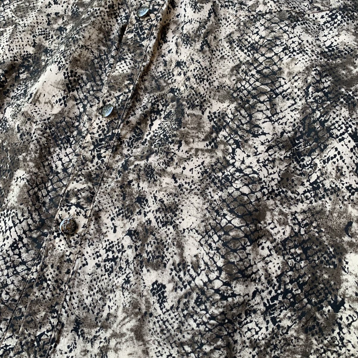 Japanese Brand Semantic Design Snake skin Pattern shirts Size US L / EU 52-54 / 3 - 10 Thumbnail