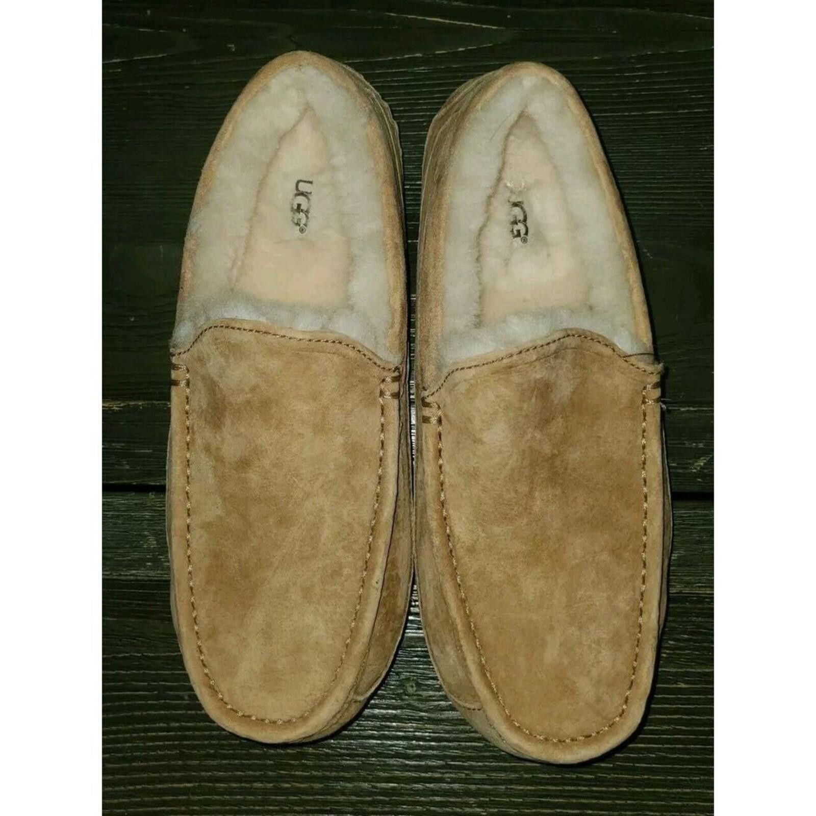 Ugg UGG Suede Leather Moccasin Slippers Size US 8 / EU 41 - 2 Thumbnail