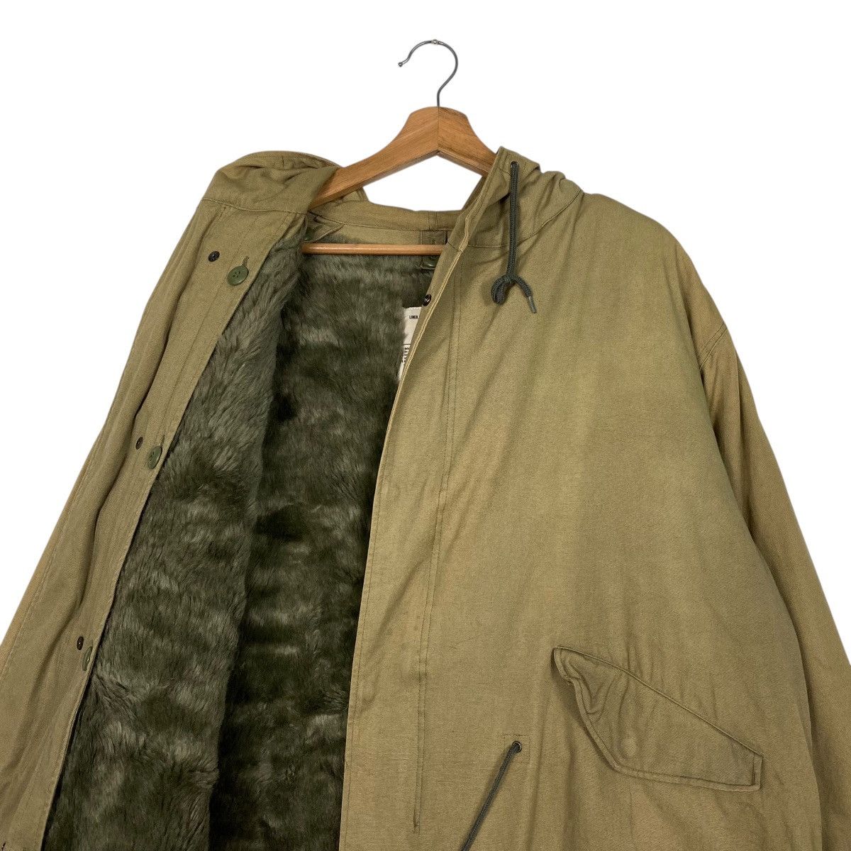 Buzz Rickson's military fishtail parka inspired by the U.S. Army M-51 model Size US XL / EU 56 / 4 - 11 Thumbnail