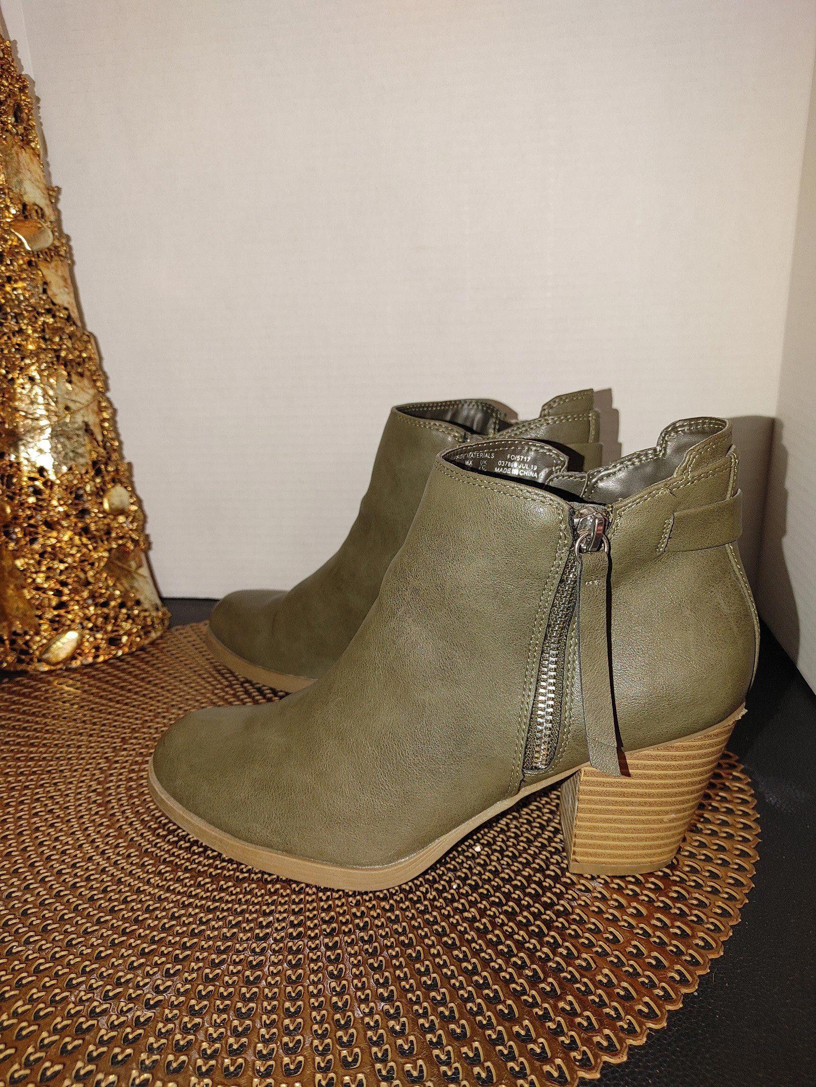 Route 66 Route 66 Grace Booties Size 7 Size US 7 / IT 37 - 1 Thumbnail