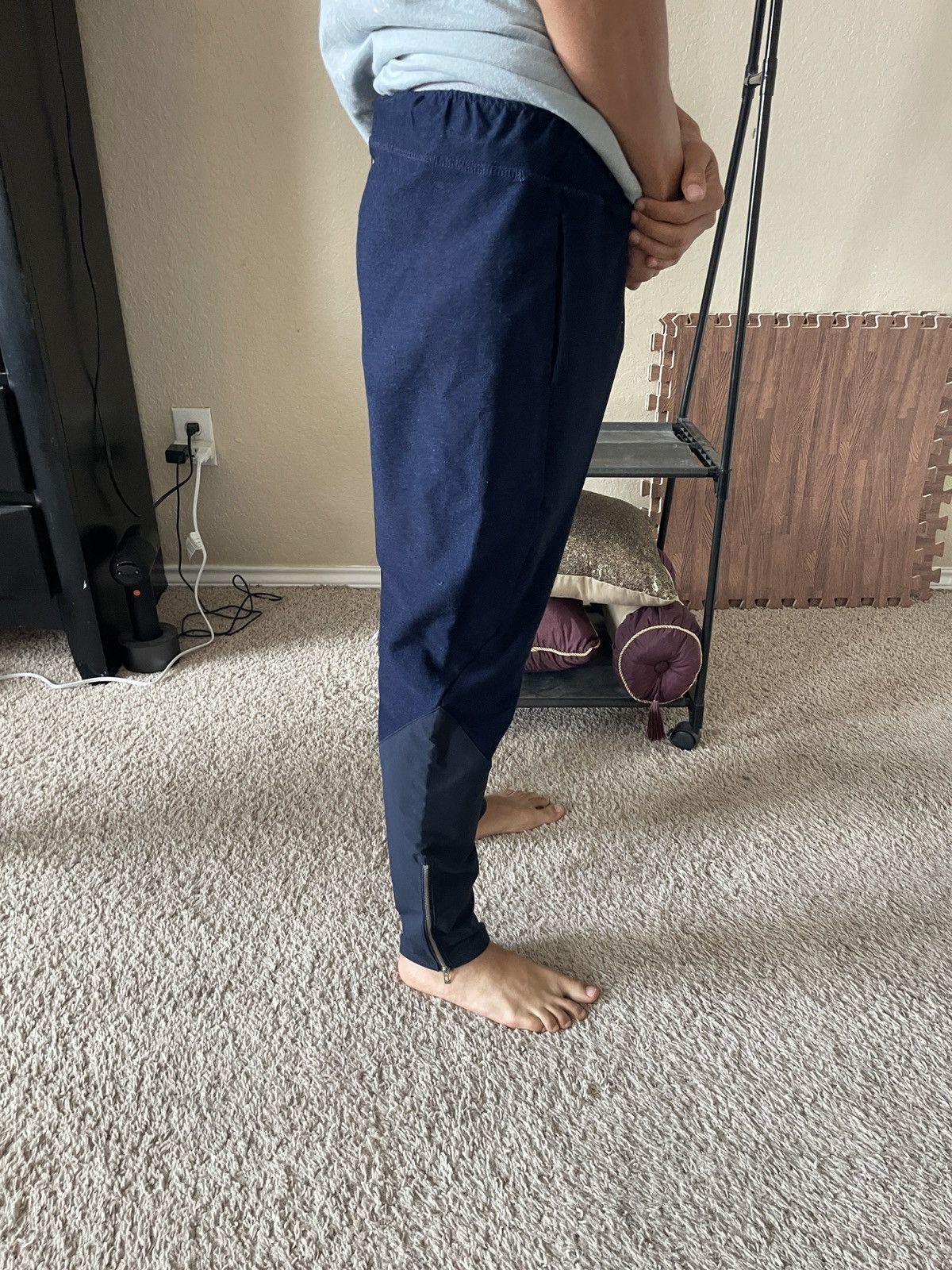 Han Kjobenhavn BLA by Han KJOBenhavin denim slimfit joggers Size US 29 - 4 Thumbnail