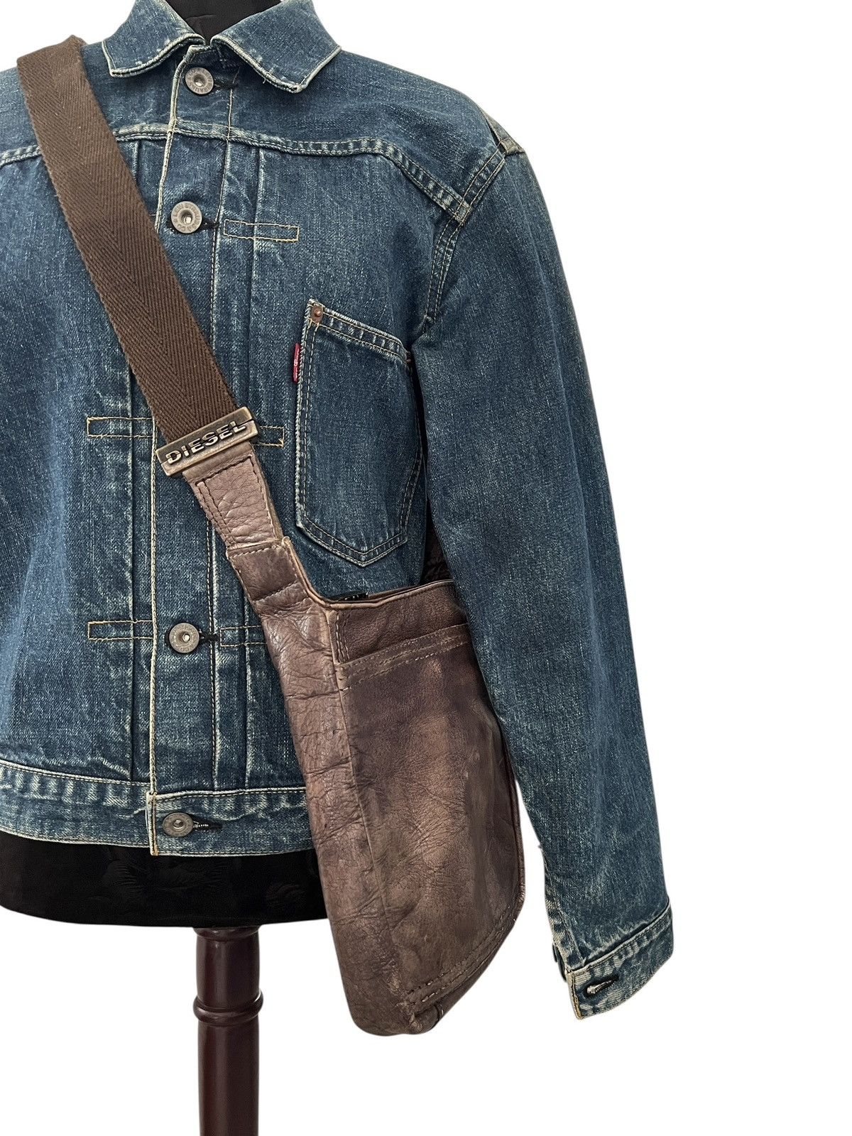 Diesel 2000s Diesel Patina Leather Sling Bag Size ONE SIZE - 2 Thumbnail