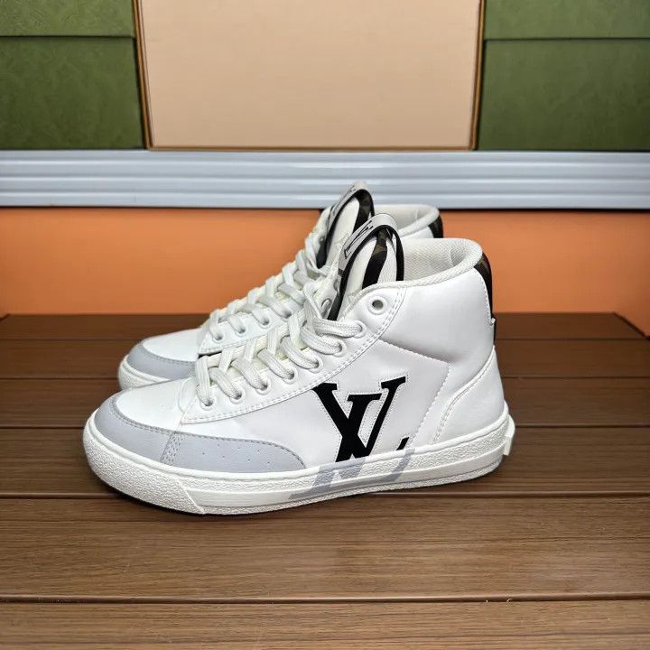 Louis Vuitton Louis Vuitton Charlie High-Top Fashion Sneakers 0079 Size US 5 / IT 35 - 1 Thumbnail