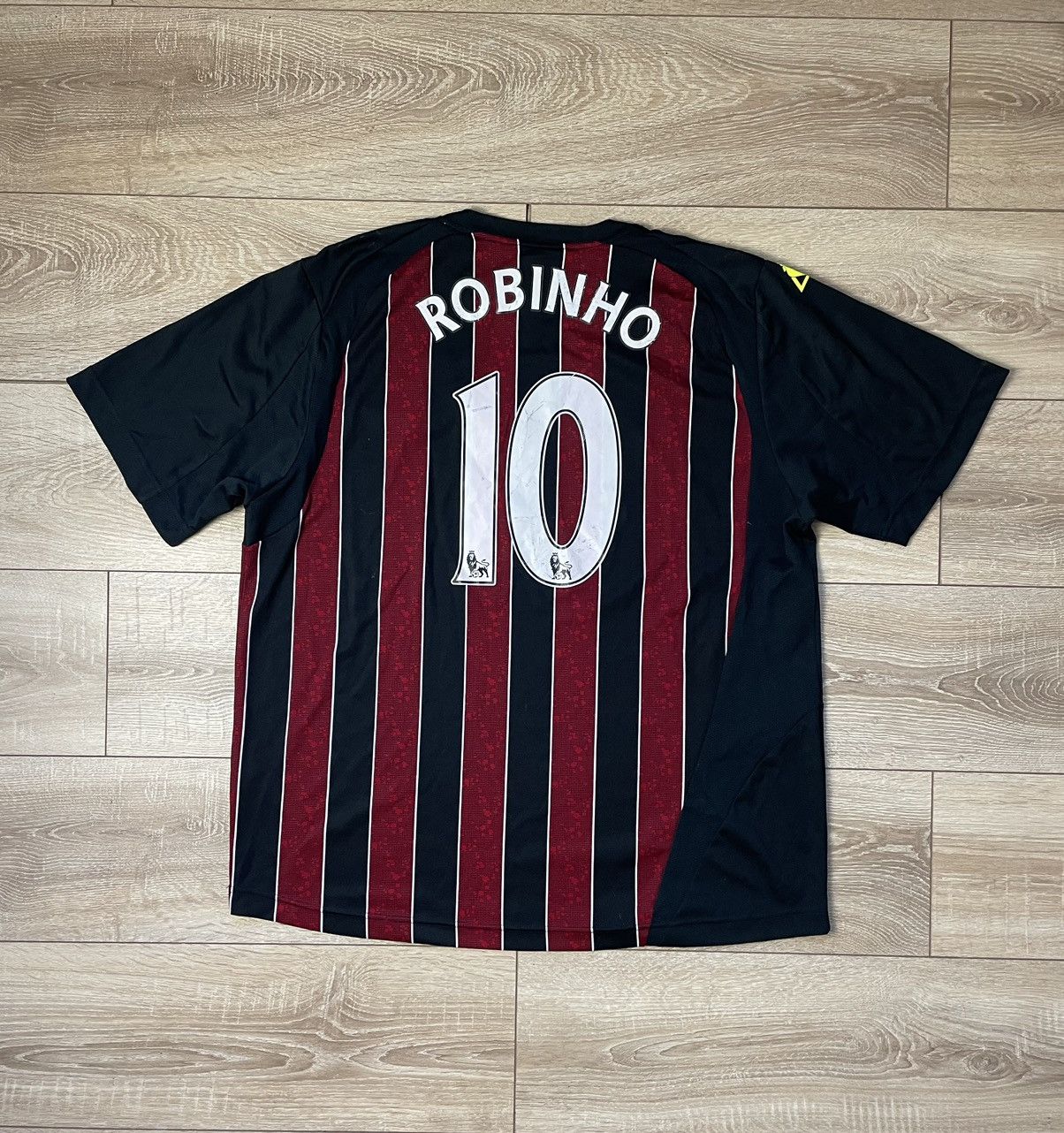 Le Coq Sportif Robinho Manchester City 2008-2009 Away football shirt Xl Men Size US XL / EU 56 / 4 - 1 Thumbnail