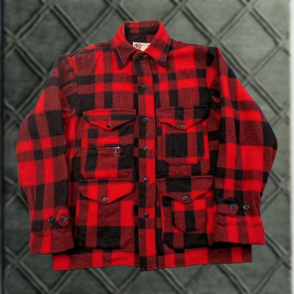 Vintage VINTAGE Black Bear Wool Jacket Red Medium Mens USA Classic Outdoor USA Filson Black Bear Seattle Cruiser Mackinaw Button Bomber Size US M / EU 48-50 / 2 - 1 Thumbnail