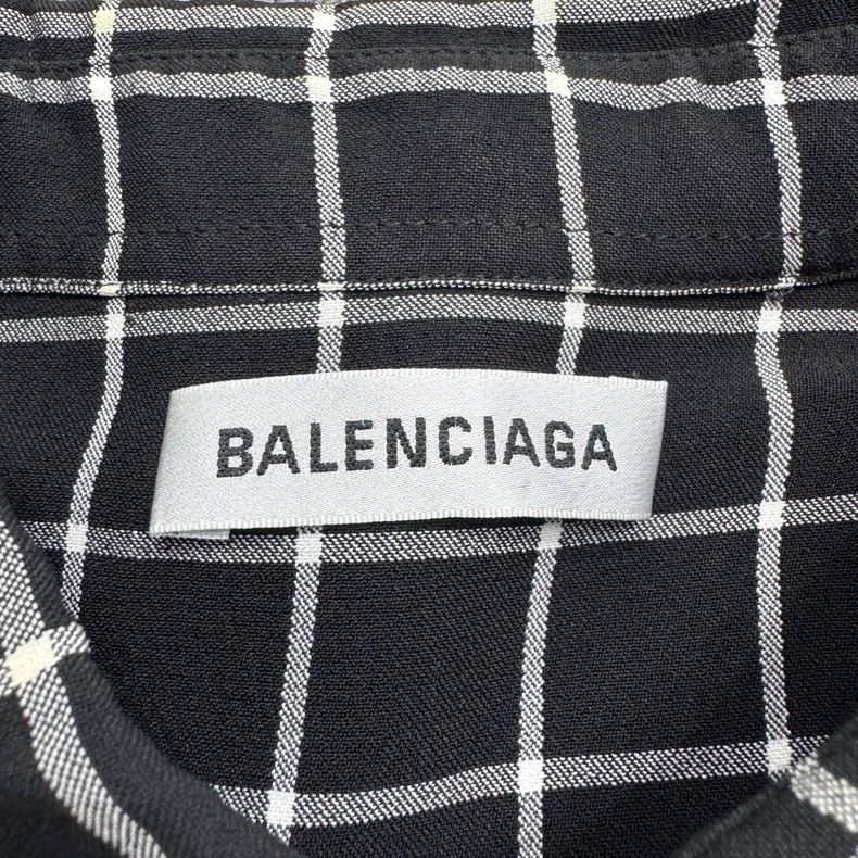 Balenciaga Balenciaga size 34 Patchwork mulberry silk short-sleeve sh Size S / US 4 / IT 40 - 2 Thumbnail