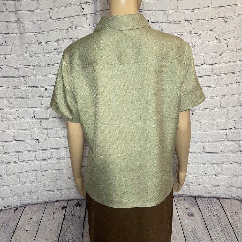 Other City Silk 100% Silk Short Sleeve Olive Blouse Size L Size L / US 10 / IT 46 - 4 Thumbnail
