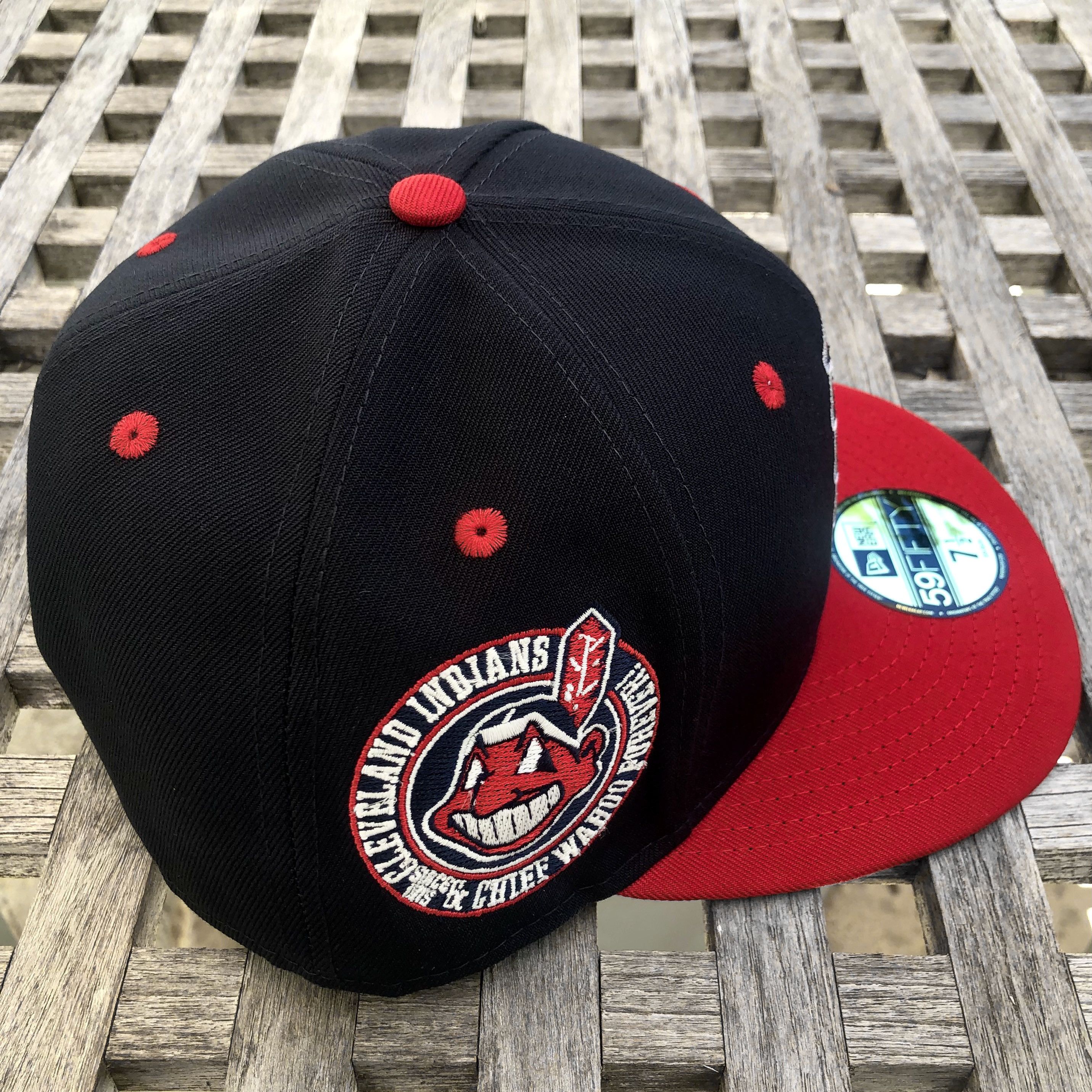 New Era Cleveland Indians Chief Wahoo Headdress 59FIFTY Hat 7 1/2 Size ONE SIZE - 3 Thumbnail