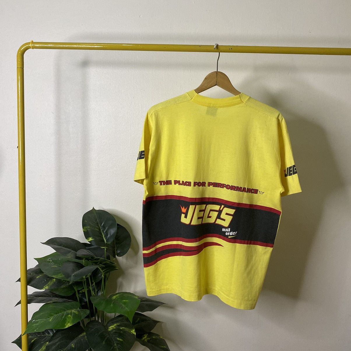 Vintage Vintage 1990s Coughlin Racing Jegs High Perfomance Parts Tee Size US L / EU 52-54 / 3 - 7 Thumbnail