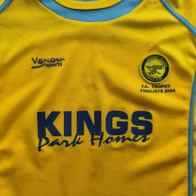 Other Canvey Island 2004-05 Venom Sport home football jersey L Size US L / EU 52-54 / 3 - 4 Thumbnail