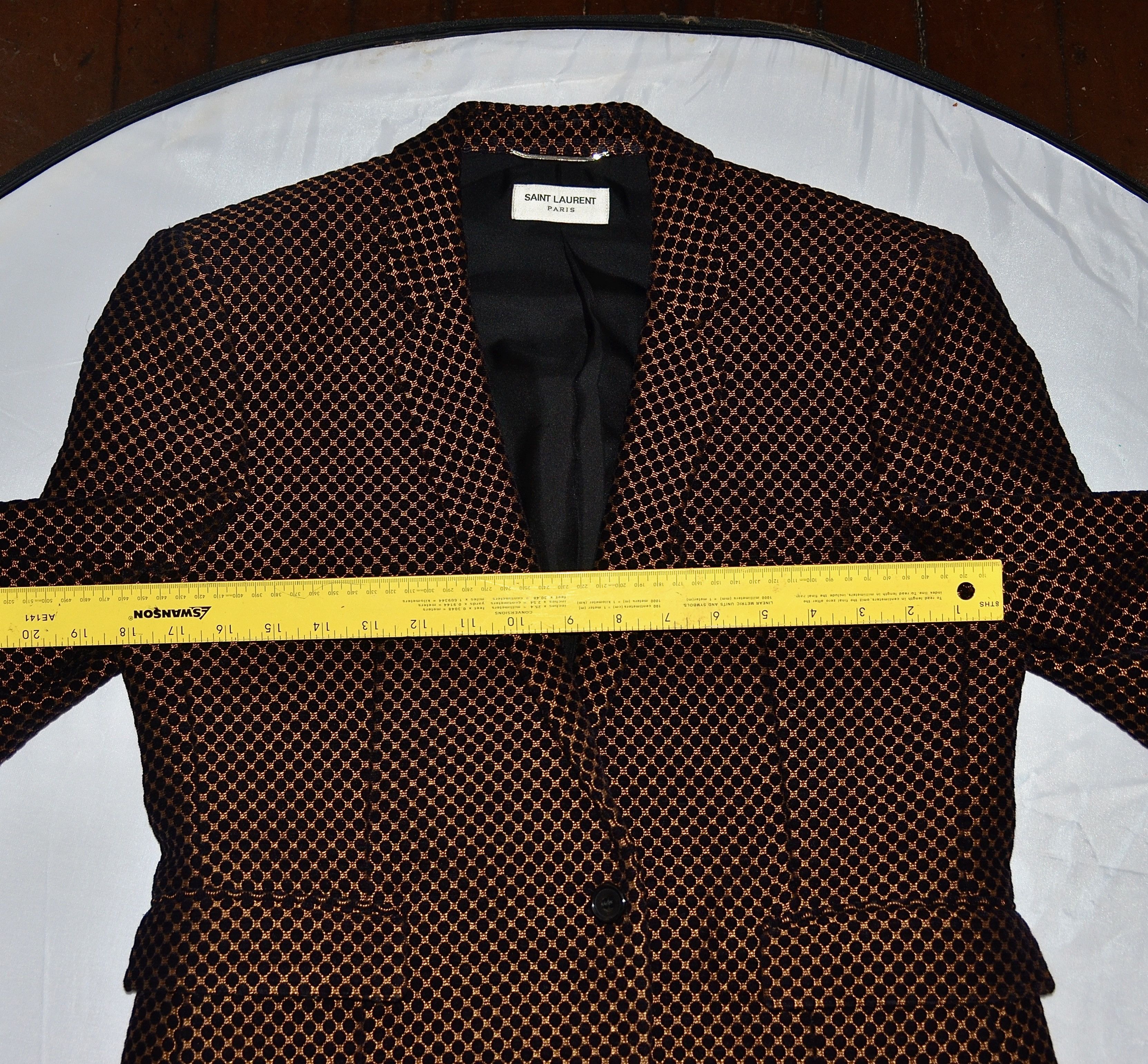 Saint Laurent Paris Saint Laurent Velvet Blazer - Gold detail - 48 - Like New Size US M / EU 48-50 / 2 - 7 Thumbnail