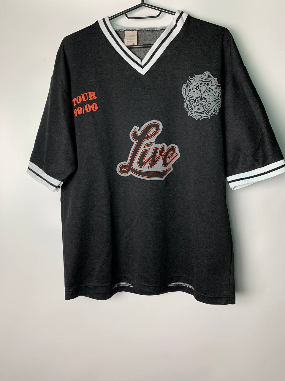 Vintage 1999s 2000s Live Band The Distance to Here Tour