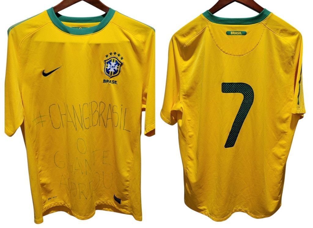 Nike Nike Dri-Fit Authentic Brazil National Team Soccer Jersey #7 Size US XL / EU 56 / 4 - 1 Thumbnail