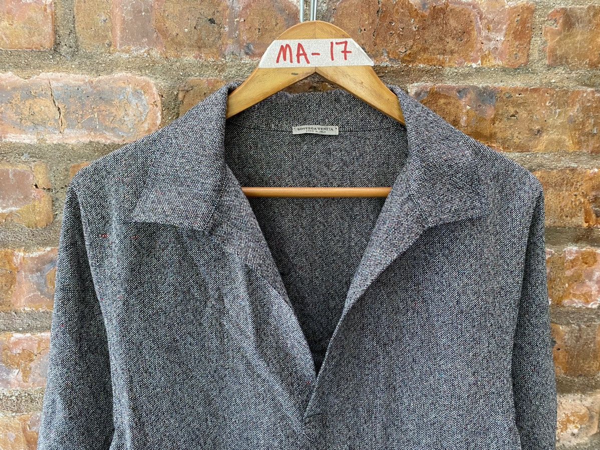 Bottega Veneta 2000s Wool no button shirt Size US M / EU 48-50 / 2 - 3 Thumbnail