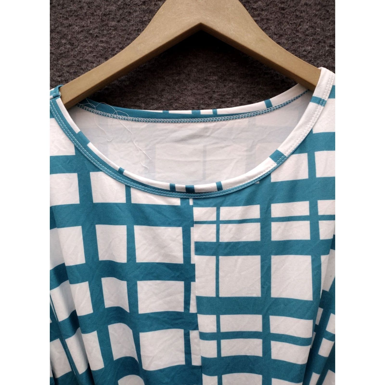 Vintage Vintage Unbranded Graphic Print Tie Front Top Shirt Adults 4XL Green Flutter Sleeve Round Neck Blouse Women’s Cashmere? Size XXL / US 16-18 / IT 52-54 - 3 Thumbnail