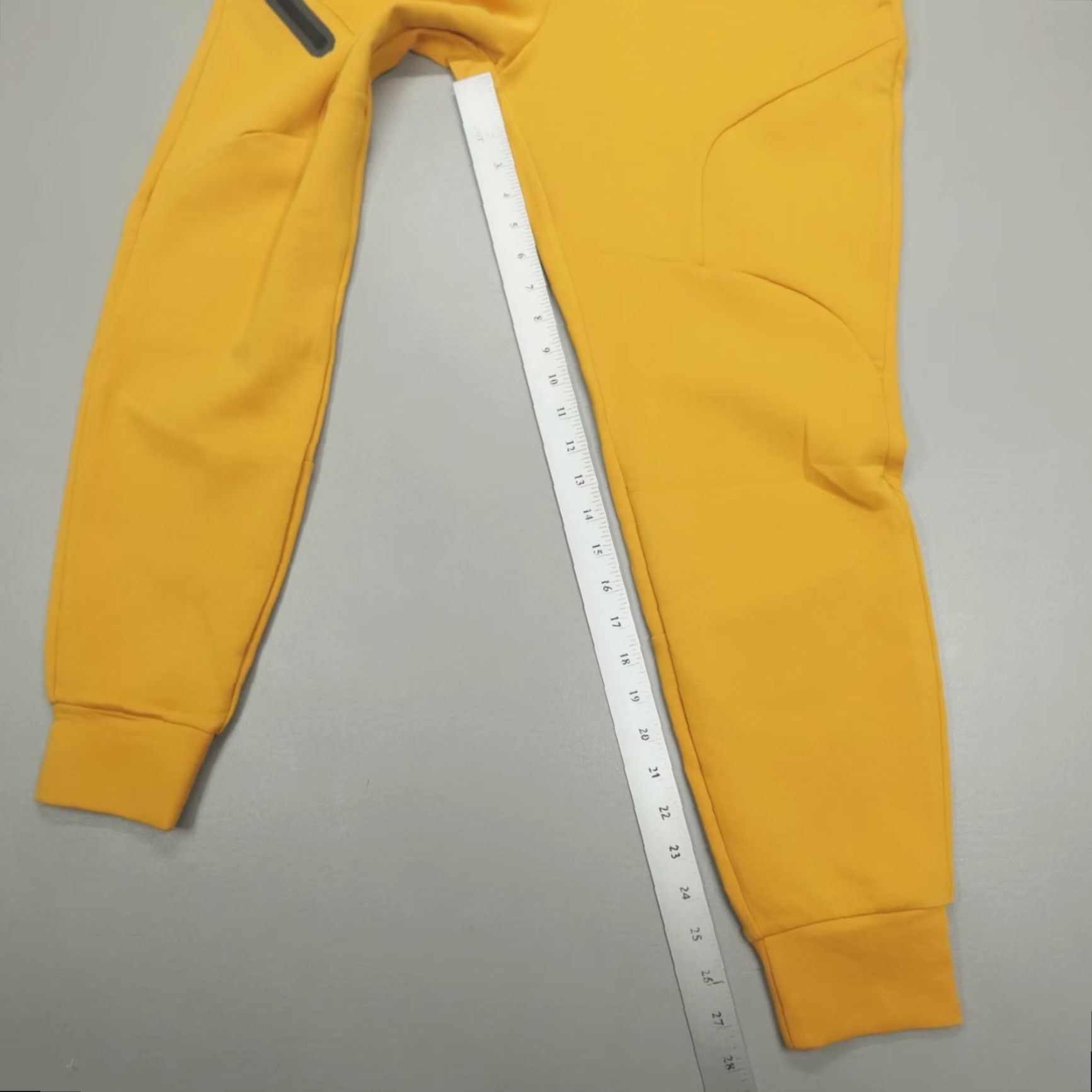 Under Armour Under Armour Unstoppable Fleece Joggers Men’s Size S Yellow 1379808-711 Size US S / EU 44-46 / 1 - 6 Thumbnail