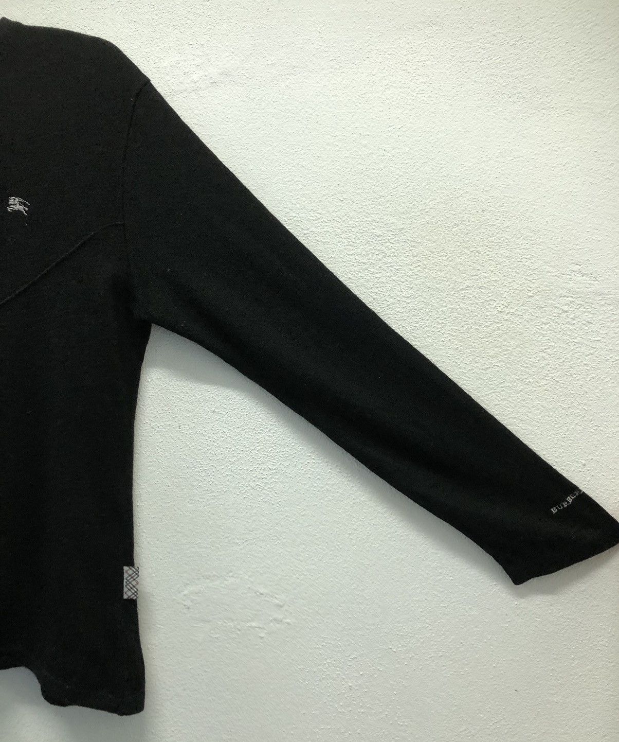 Burberry × Vintage Burberry London Long Sleeve Top Black with Nova Check Accent Size US M / EU 48-50 / 2 - 3 Thumbnail