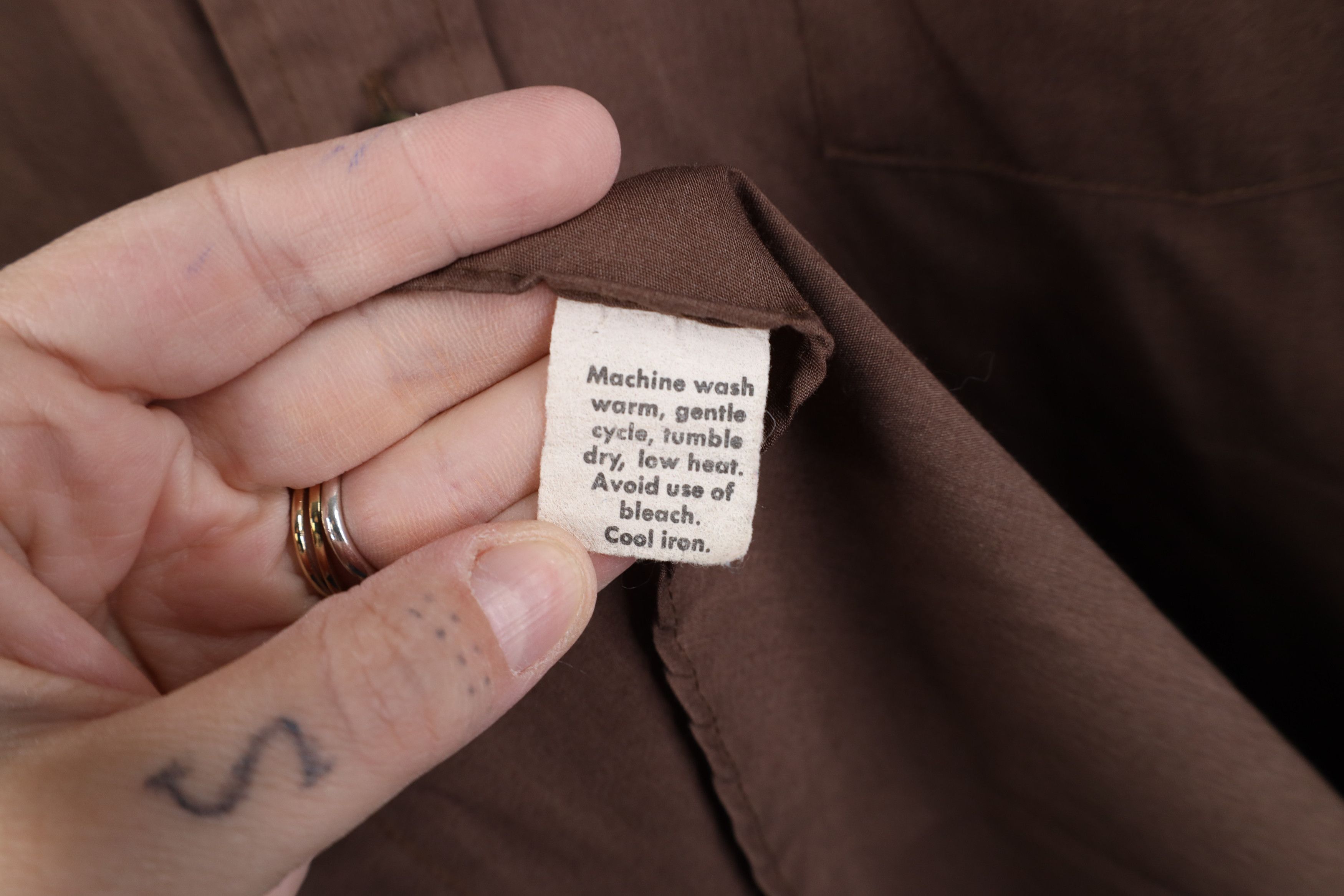 Vintage Vintage 70s Streetwear Faded Collared Button Shirt Brown USA Size US M / EU 48-50 / 2 - 9 Thumbnail