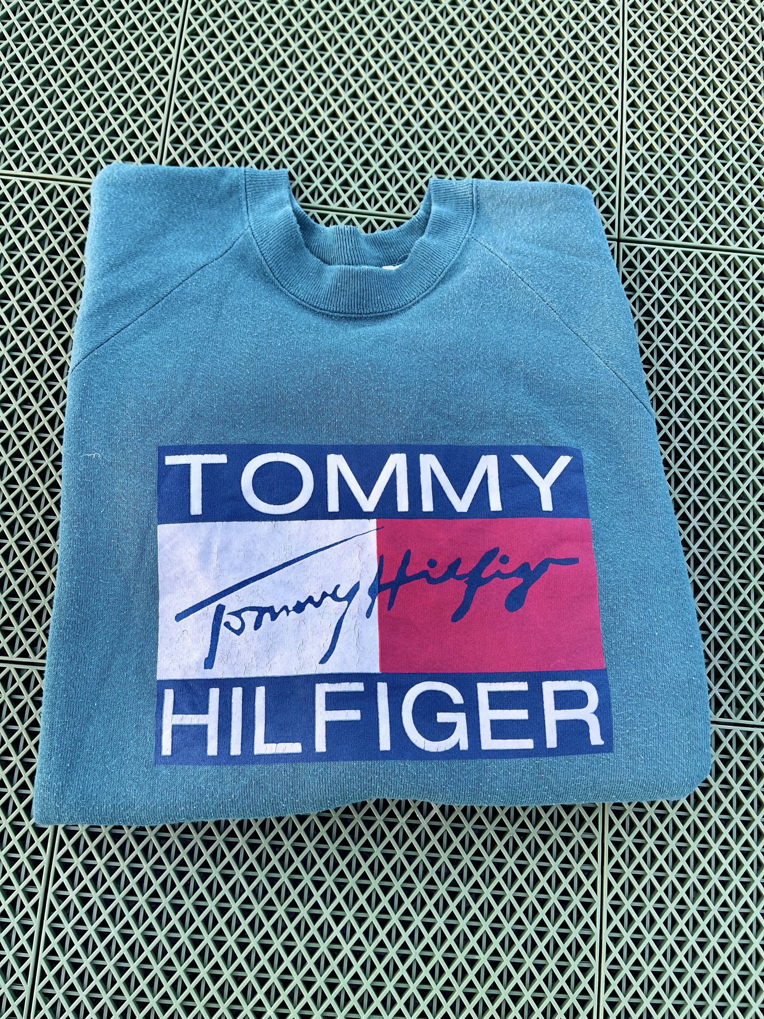 Tommy Hilfiger × Vintage 90's Vintage Tommy Hilfiger Bootleg Rap Hip Hop Sweatshirt Size US XL / EU 56 / 4 - 4 Thumbnail
