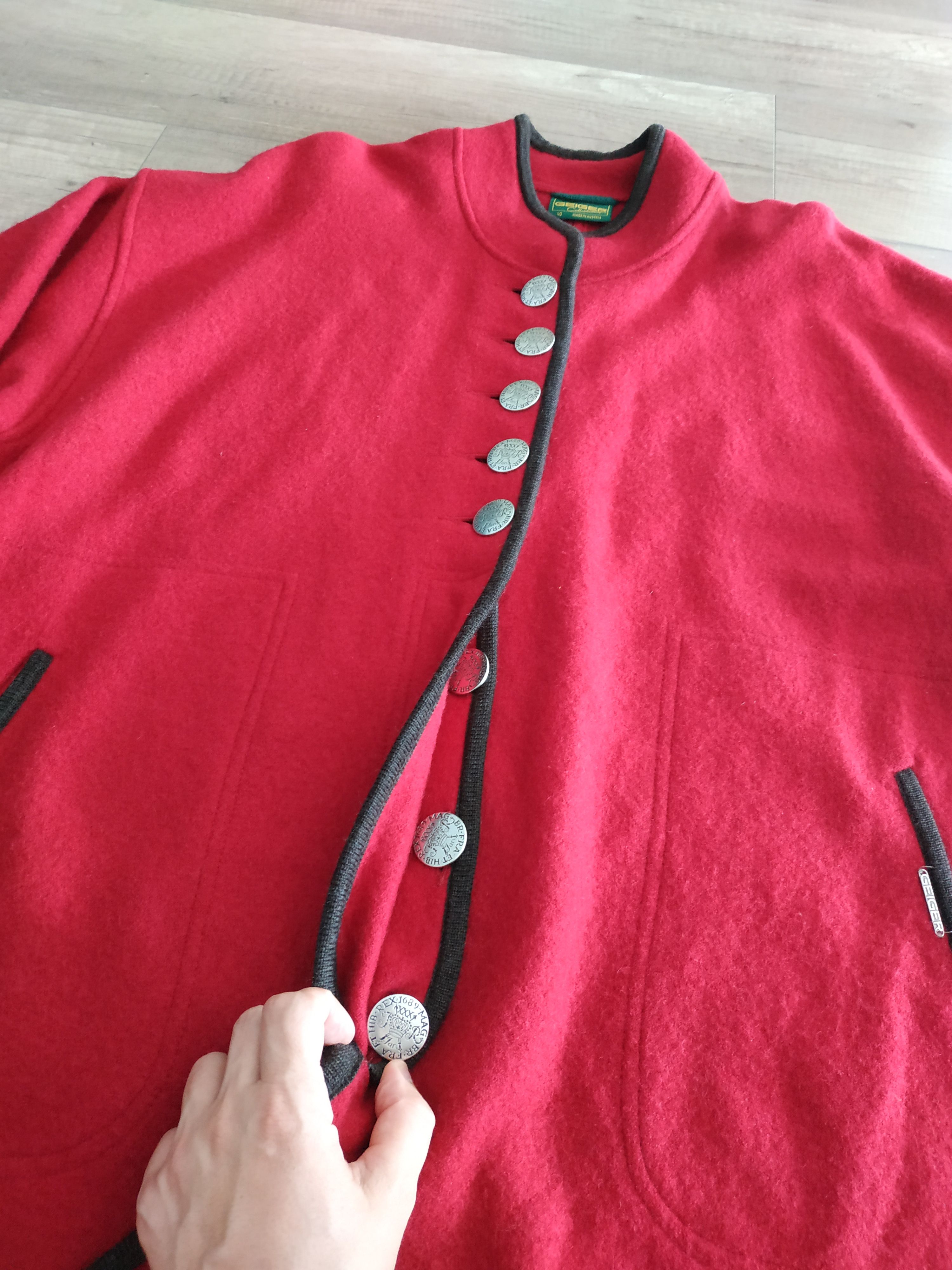 Other Geiger Tyrol Women's 100% Wool Coat/Jacket, s. 40 ( L / XL) Size XL / US 12-14 / IT 48-50 - 5 Thumbnail