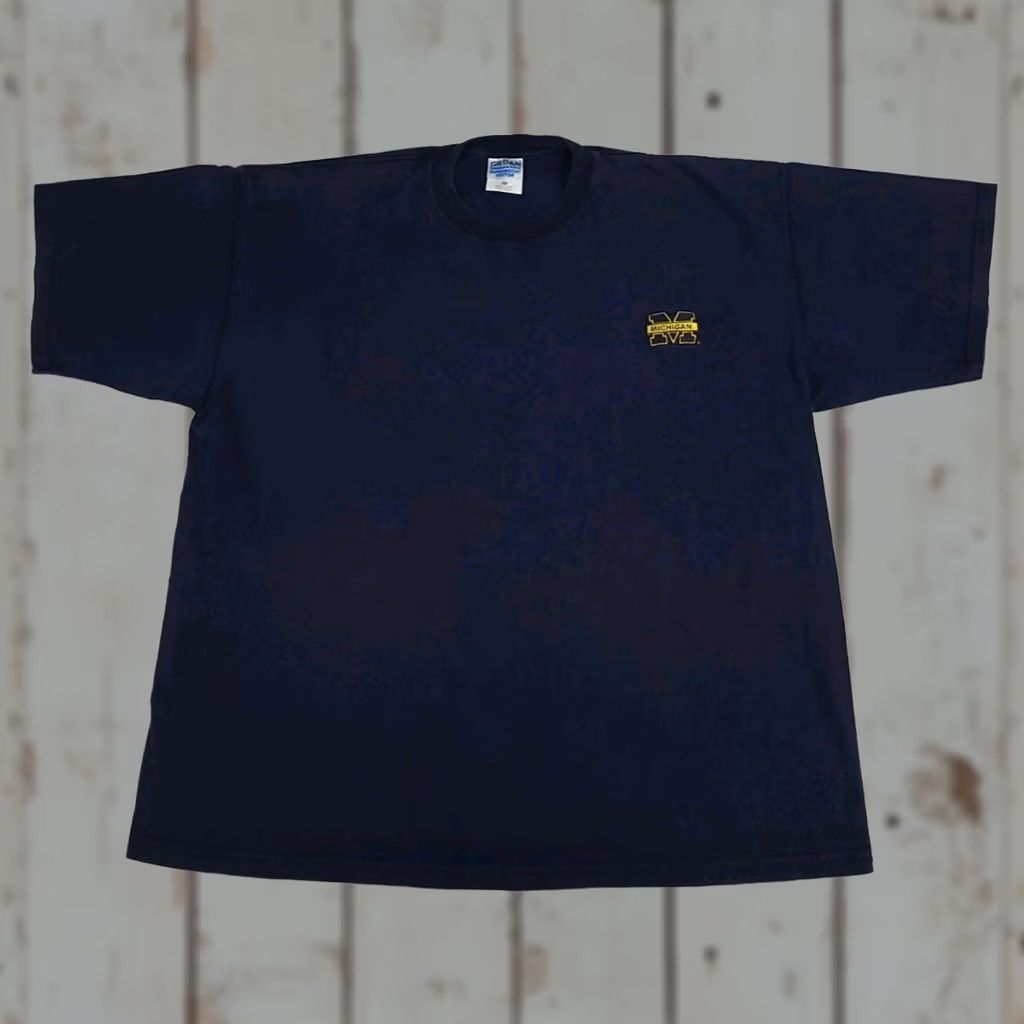 Gildan VINTAGE University Michigan Wolverines T Shirt XXL Y2k Logo Heavyweight Thick M Size US XXL / EU 58 / 5 - 1 Thumbnail