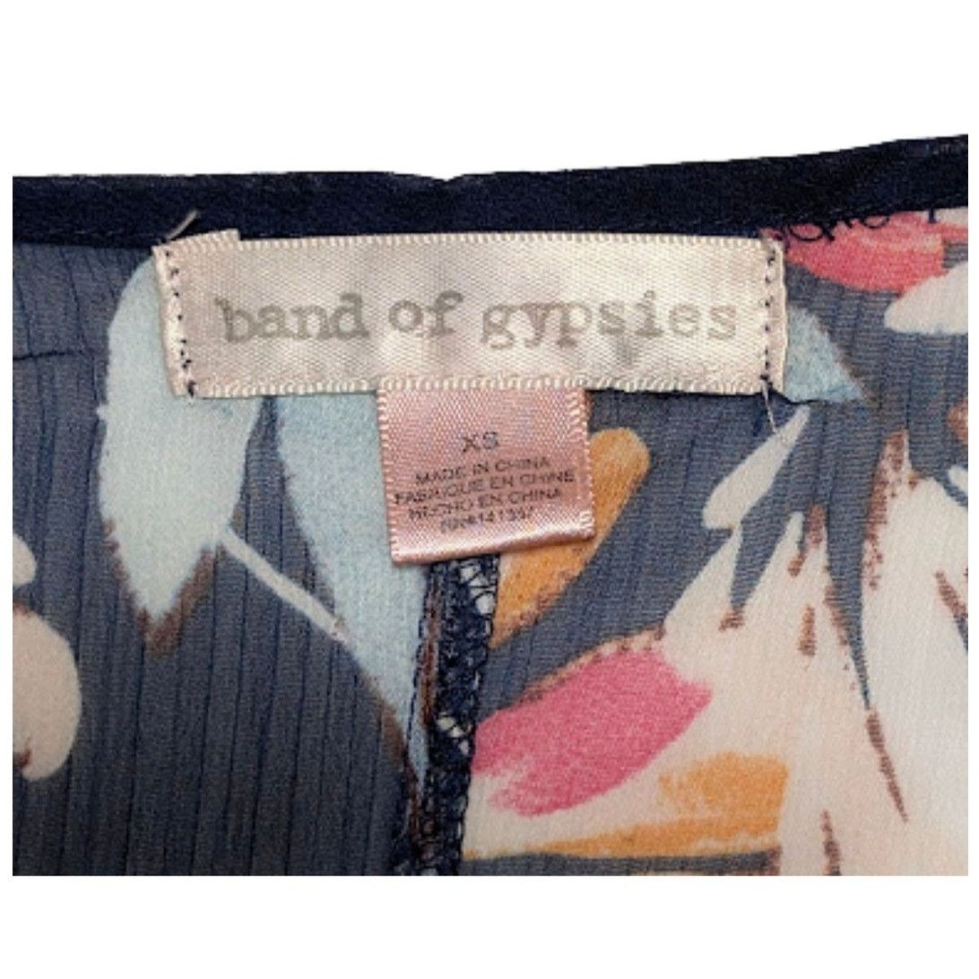 Unknown London Band of Gypsies Navy Floral Semi Sheer Bell Sleeve Duster XS Size XS / US 0-2 / IT 36-38 - 5 Thumbnail