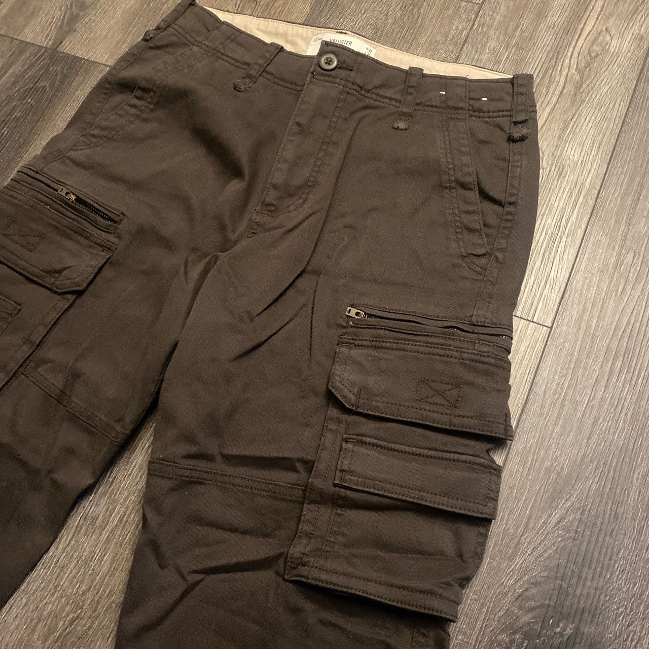 Hollister Hollister Brown Cargos Size US 32 / EU 48 - 2 Thumbnail