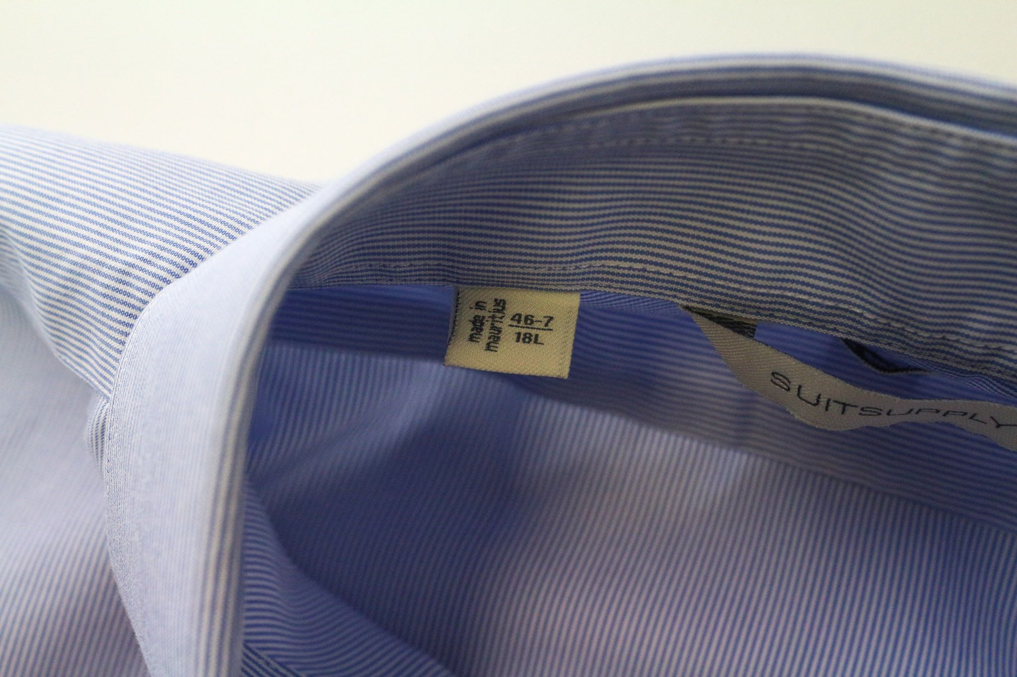 Suitsupply 46-7/18L Extra Slim Cotton Cutaway Stripe Shirt 75809 Size US XL / EU 56 / 4 - 5 Thumbnail