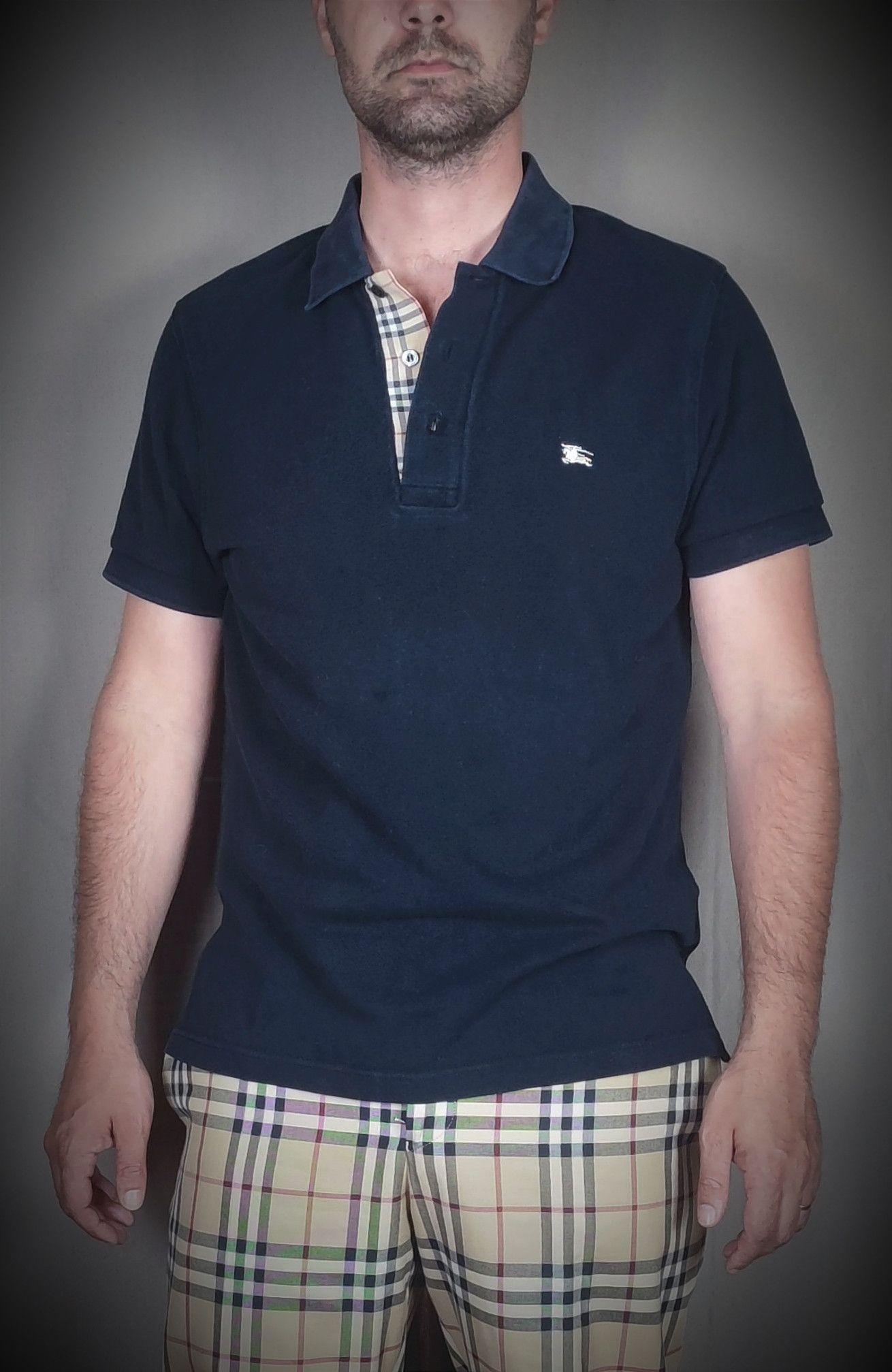 Burberry 🔥 Burberry Polo M Black very good condition🔥 Size US M / EU 48-50 / 2 - 3 Thumbnail
