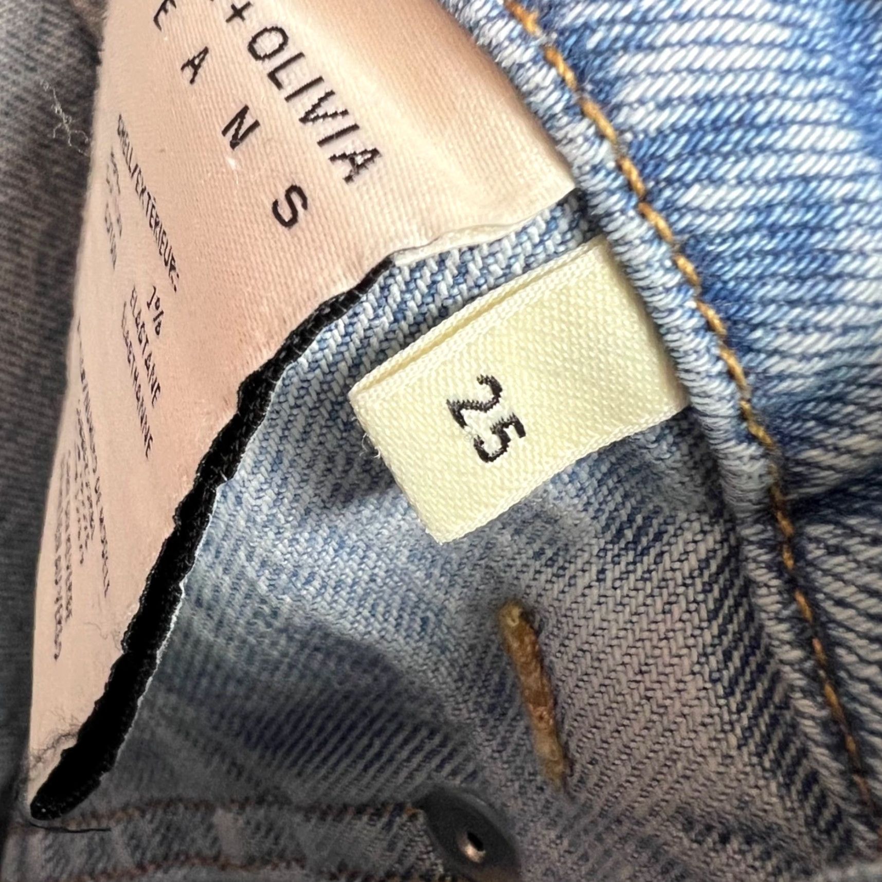 Alice + Olivia Alice + Olivia Jeans Womens Size 25 Wide-Leg Light Wash Denim Blue 5-Pocket Design Vintage No Shirt? Size 42" / US 20 - 4 Thumbnail