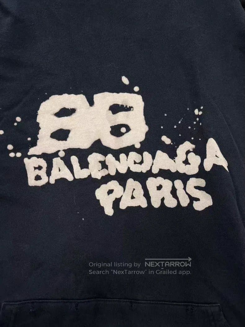 Balenciaga Balenciaga Logo Printed Hooded Pullover Sweatshirt Size US L / EU 52-54 / 3 - 3 Thumbnail